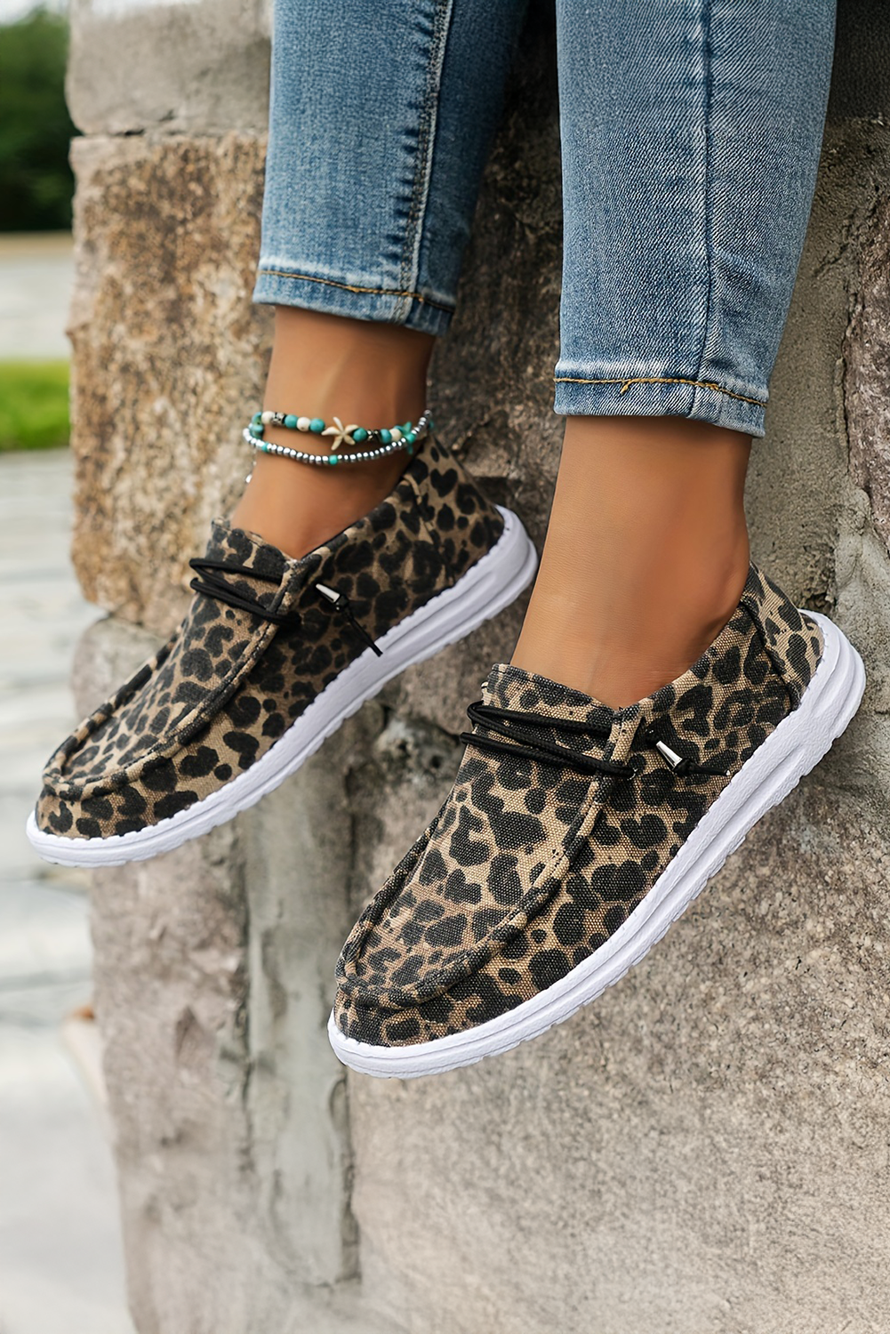 Kira  Lace-up Decor Leopard Canvas Shoes-4