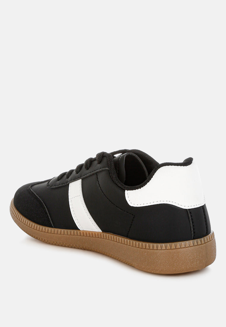 Crossover Classic Lace-Up Flatform Sneaker-2