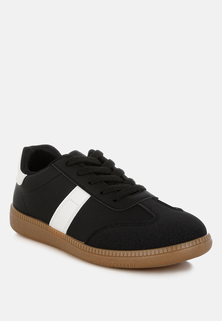 Crossover Classic Lace-Up Flatform Sneaker-1