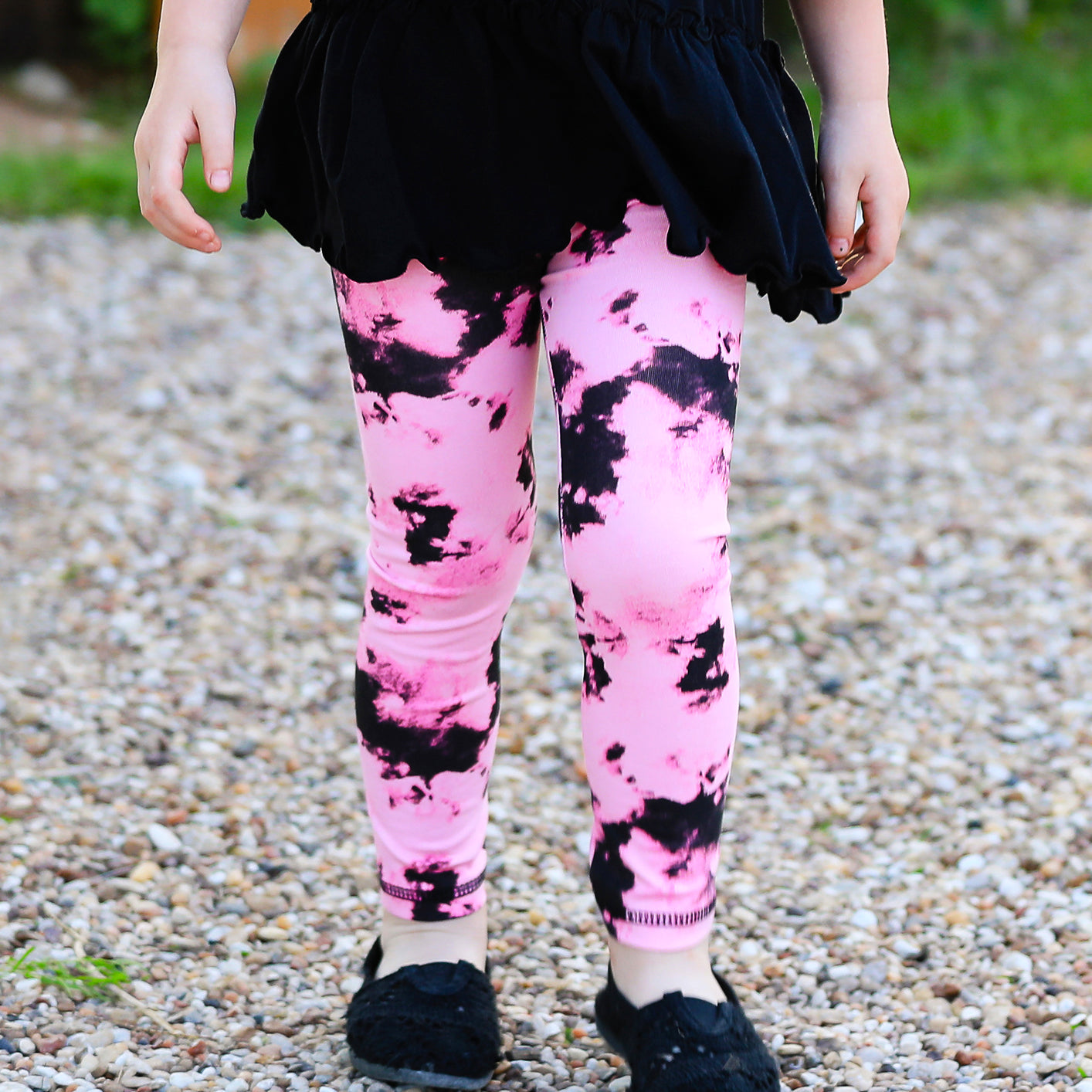 AnnLoren Baby Toddler Big Girls Boutique Black and Pink Tie Dye Leggings-0