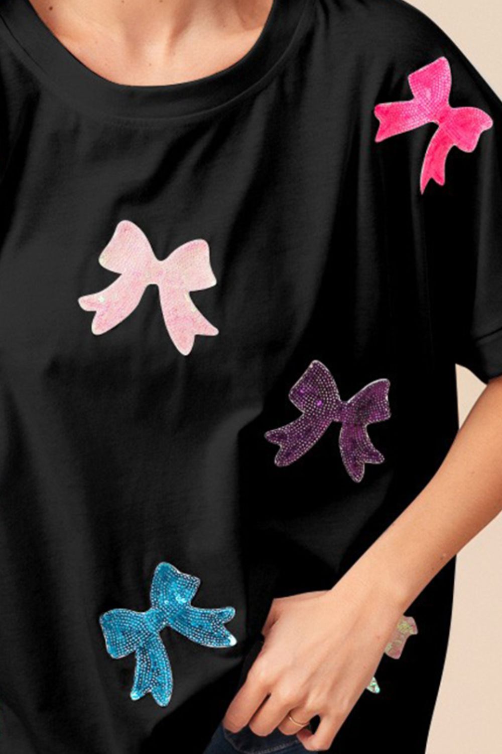 BiBi Sequin Bow Patch Short Sleeve T-Shirt-2