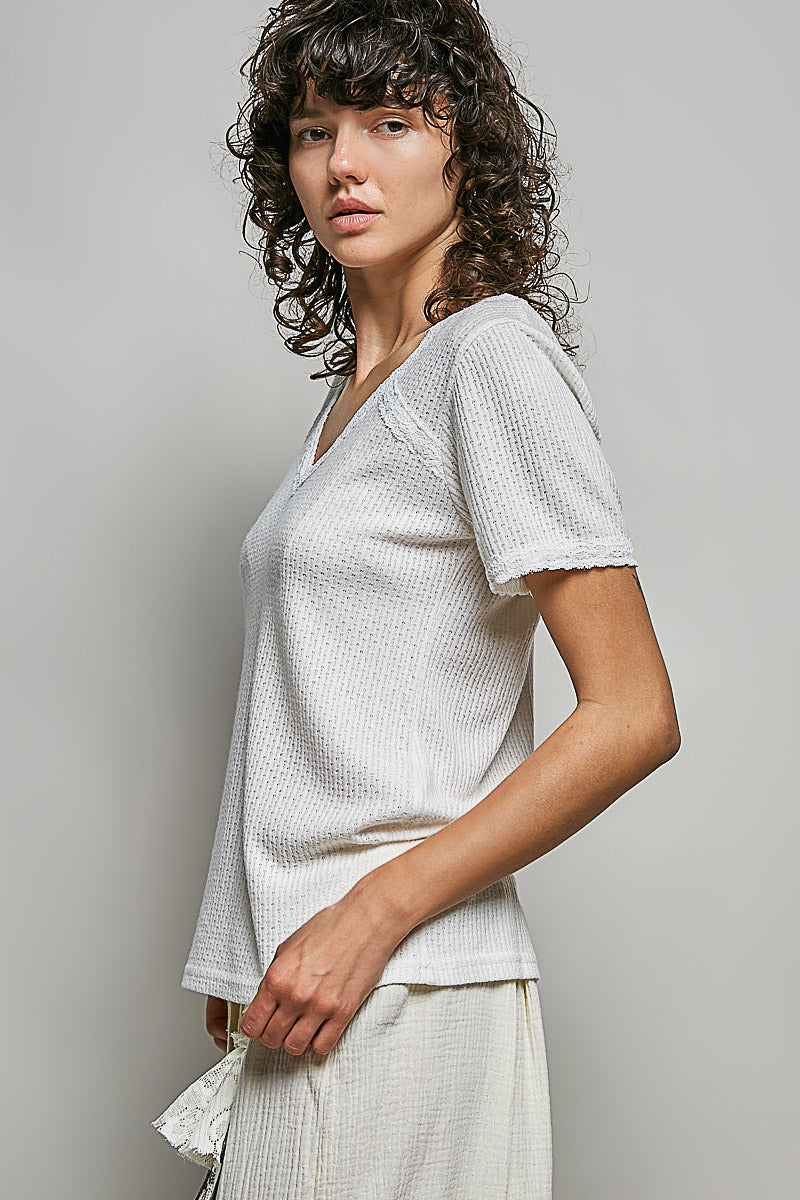 POL Lace Detail V-Neck Short Sleeve Textured T-Shirt-2