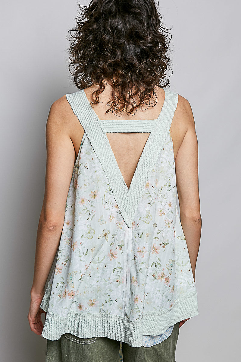 POL Floral V-Neck Tank with Front Pocket-3