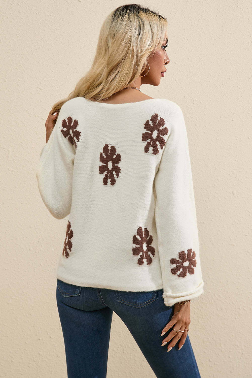 White Colorblock Floral Pattern Round Neck Sweater