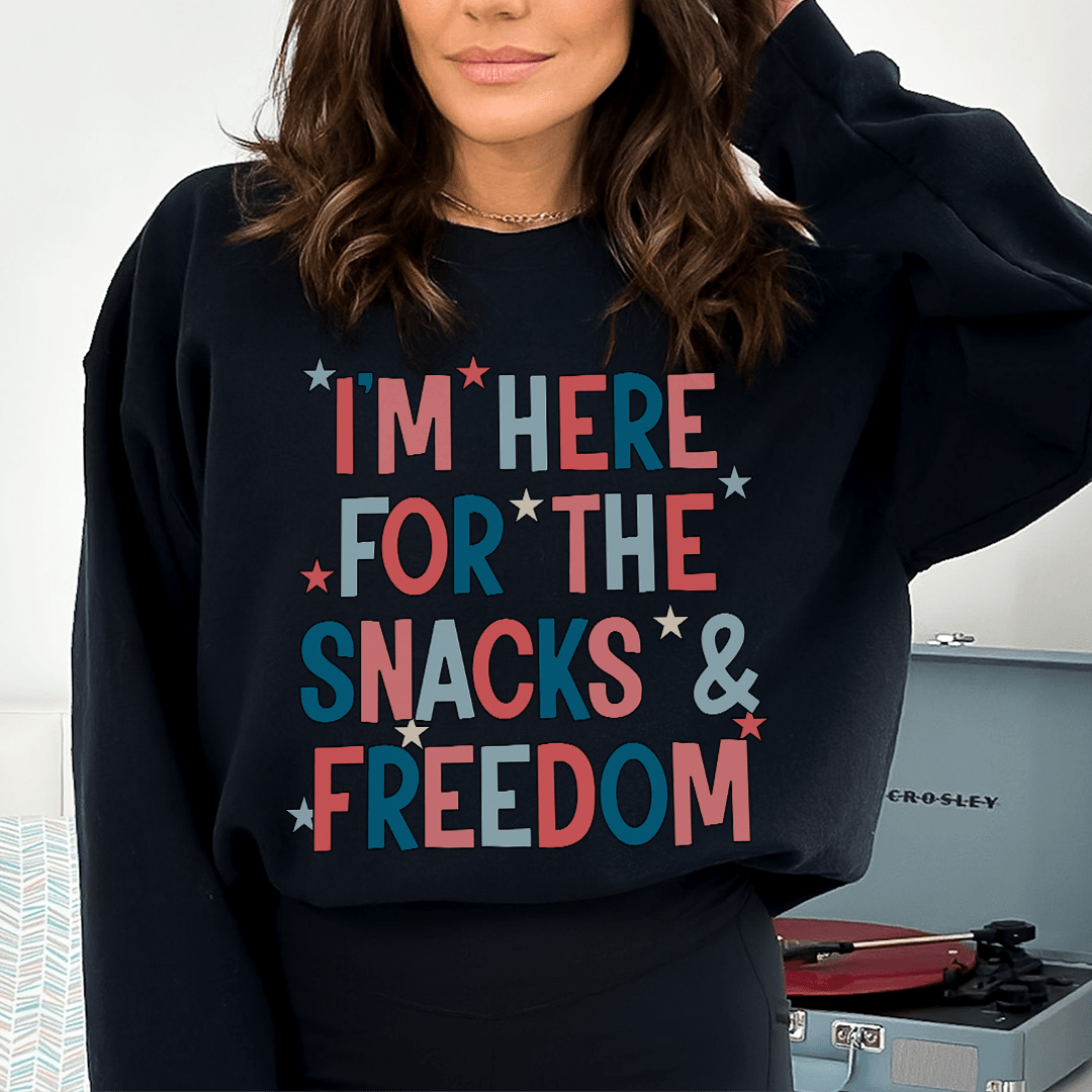 I'm Here For The Snacks And Freedom-0